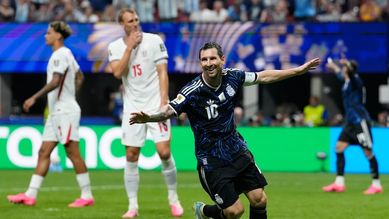 England's Jude Bellingham celebrates after Enzo Fernandez scored their side's first goal...