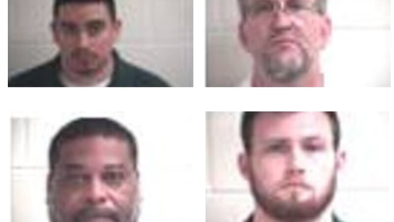 Cae maestro de metro Atlanta y dos agentes en redada contra tráfico de personas. De izquierda,...