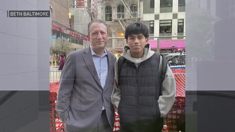 Menor de edad nunca regresó a la escuela después de su cita en las oficinas de ICE. Su abogada...